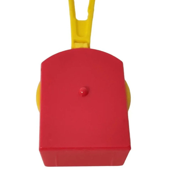 Dora the Explorer Toy Keychain 2002 Spin Game Basic Fun Red Yellow Backpack Clip - Picture 3 of 6